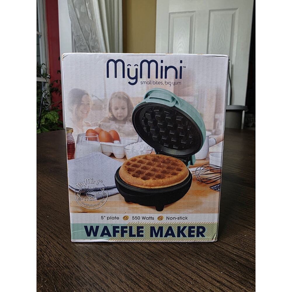 Nostalgia My Mini Waffle‎ Maker 5 Inch Non Stick Teal Compact MWF5TL New